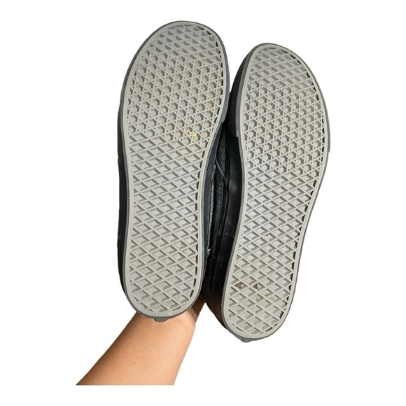 VANS Grey and Black Atwood sneakers. Size 13 - Picture 7 of 7